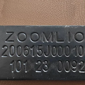 آلة نقش نقطية هوائية على سطح الطاولة