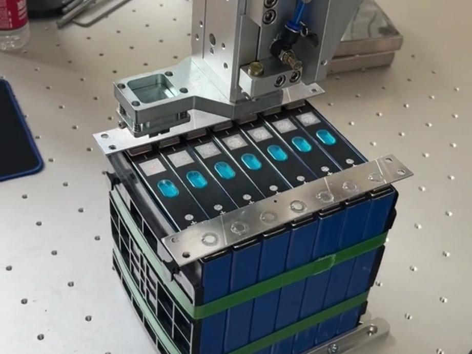 Laser welding machine welding new energy power lithium battery