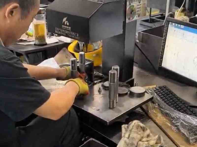 Automated pneumatic dot peen marking machine in production line on-site demonstration 3