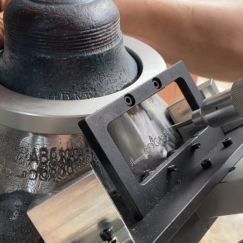 Handheld Pneumatic Dot Peen Gas Cylinder Marking Machine onsite