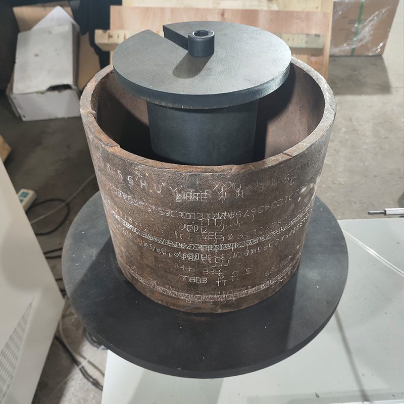Split Flange Dot Peen Horizontal Rotary Marking Machine pic.