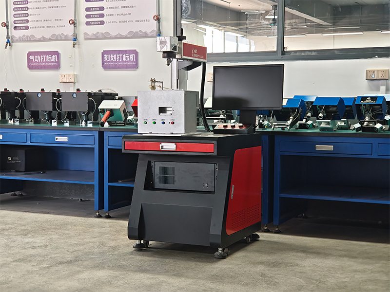 automatic nameplate MOPA fiber laser marking machine