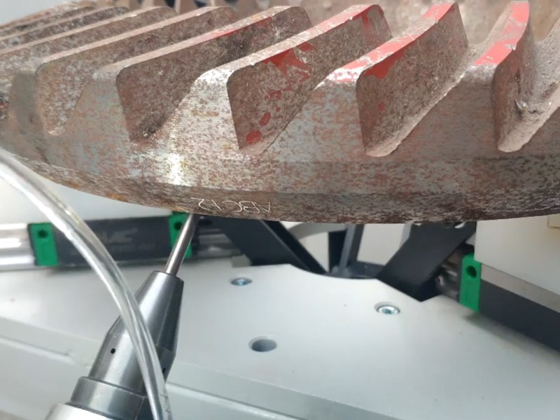Split Gear Dot Peen Vertical Rotary Marking Machine