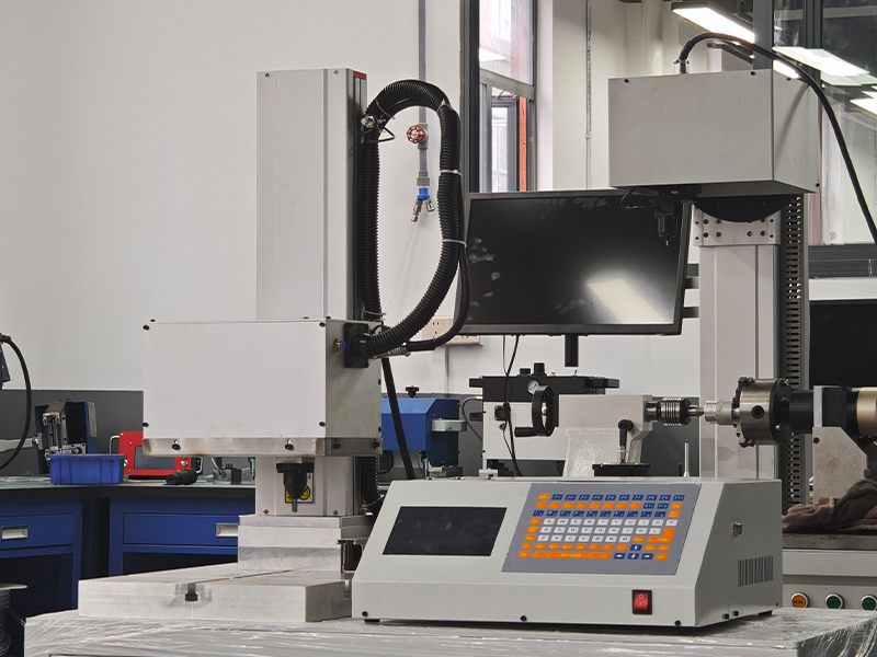 Tabletop pneumatic scribing machine with auto Z-axis lift