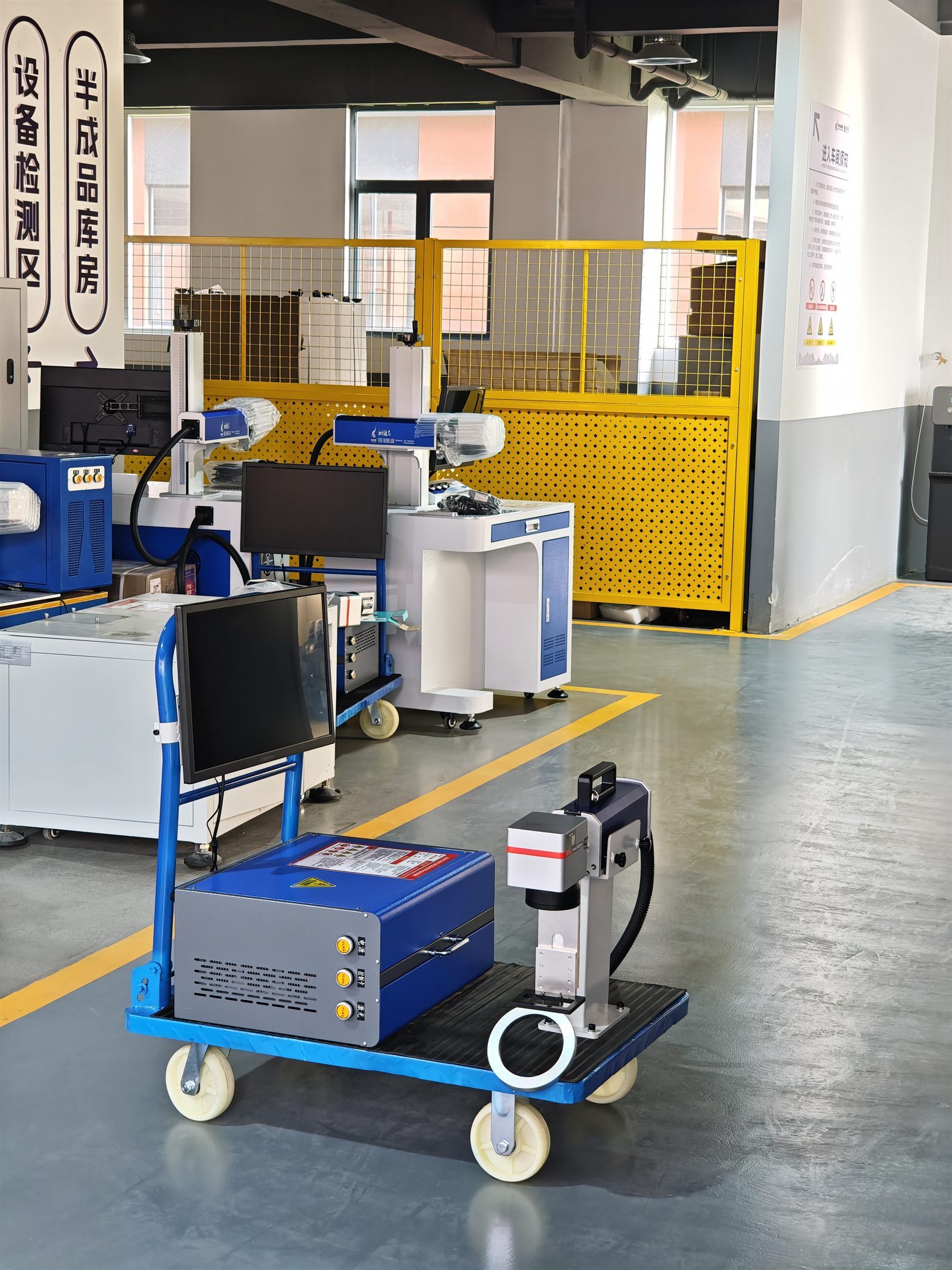 Handheld laser marking machine marking gas cylinder with high power laser