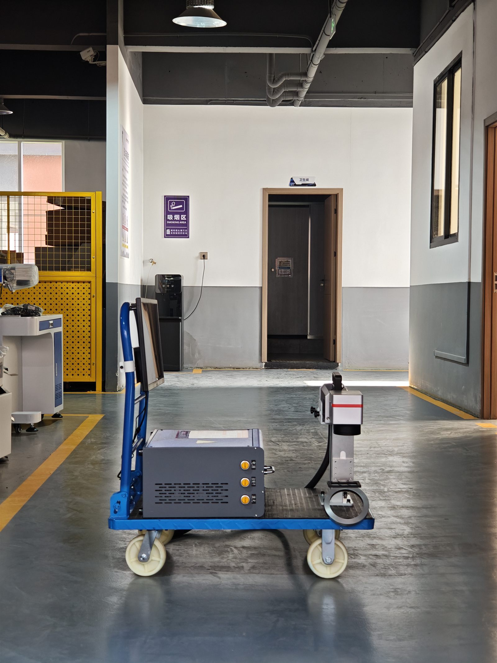 Gas cylinder marking setup with handheld laser marking machine