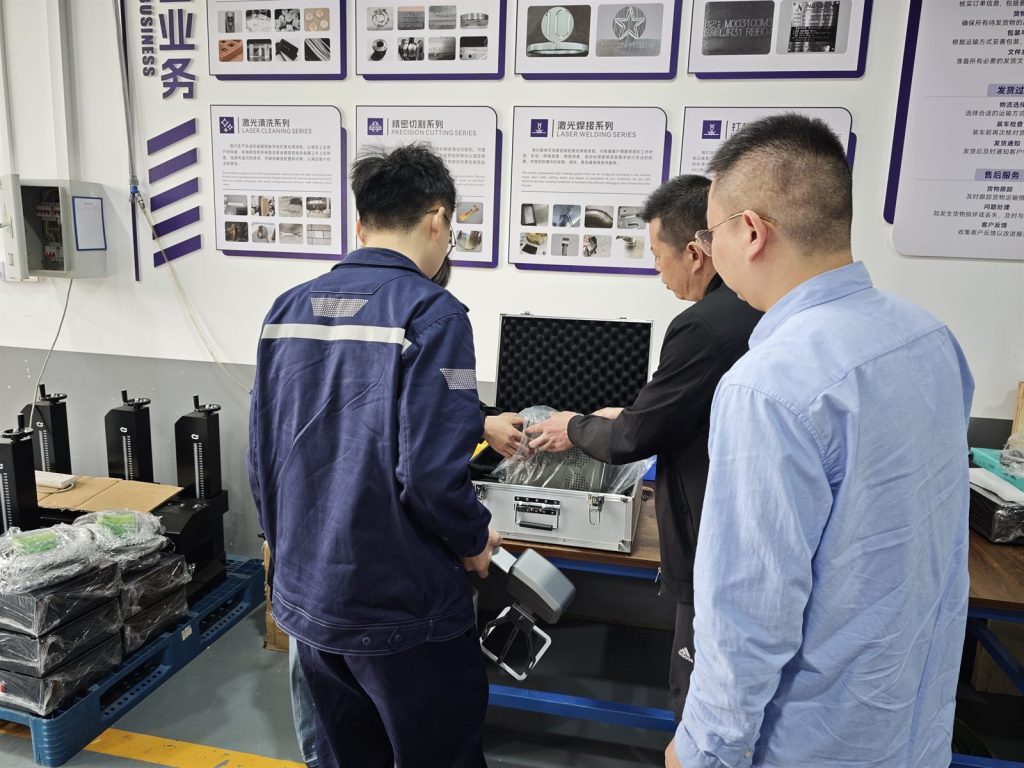 Q8A compact handheld laser marking machine with carrying case