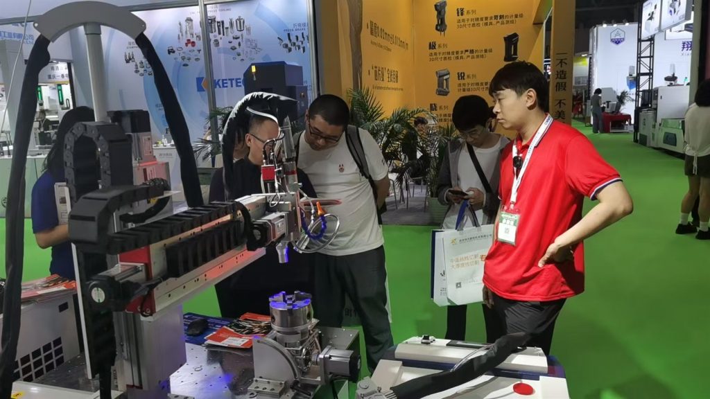 CNMarking laser platform welding demonstration on day one of the 2026 Lijia Exhibition
