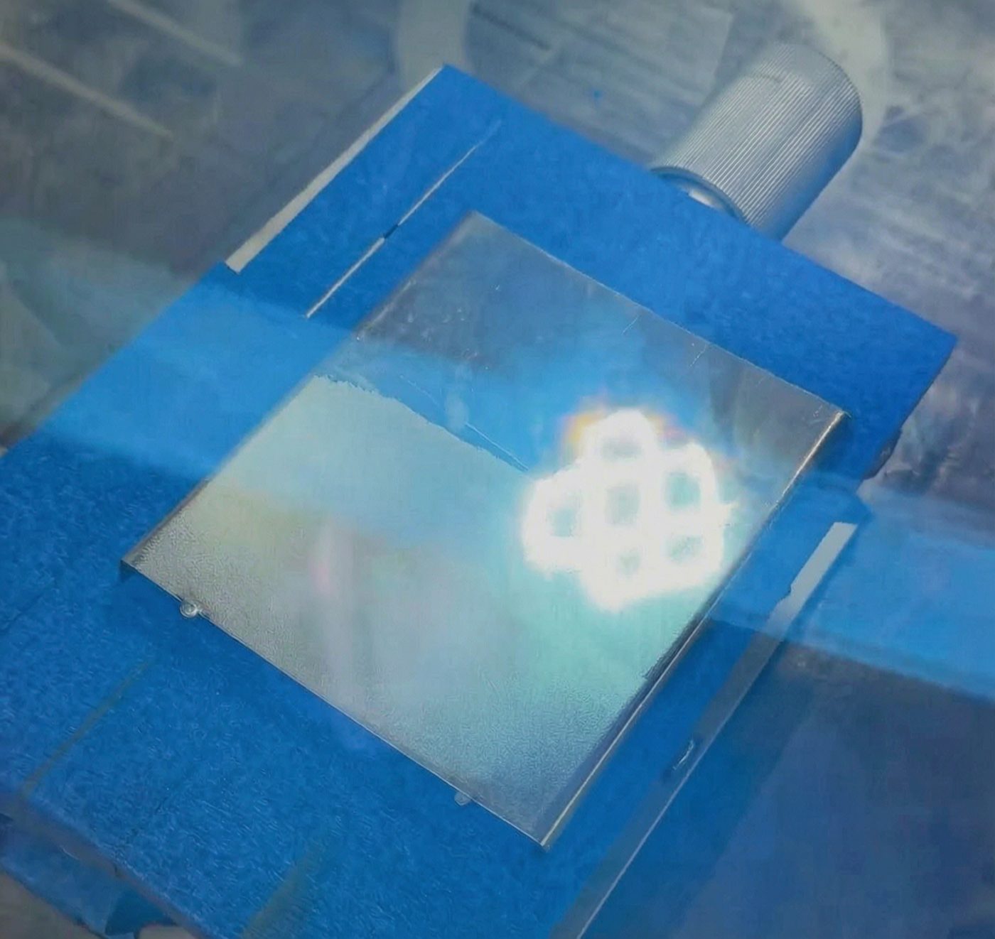 High power pulsed laser cleaning machine used for surface texturing