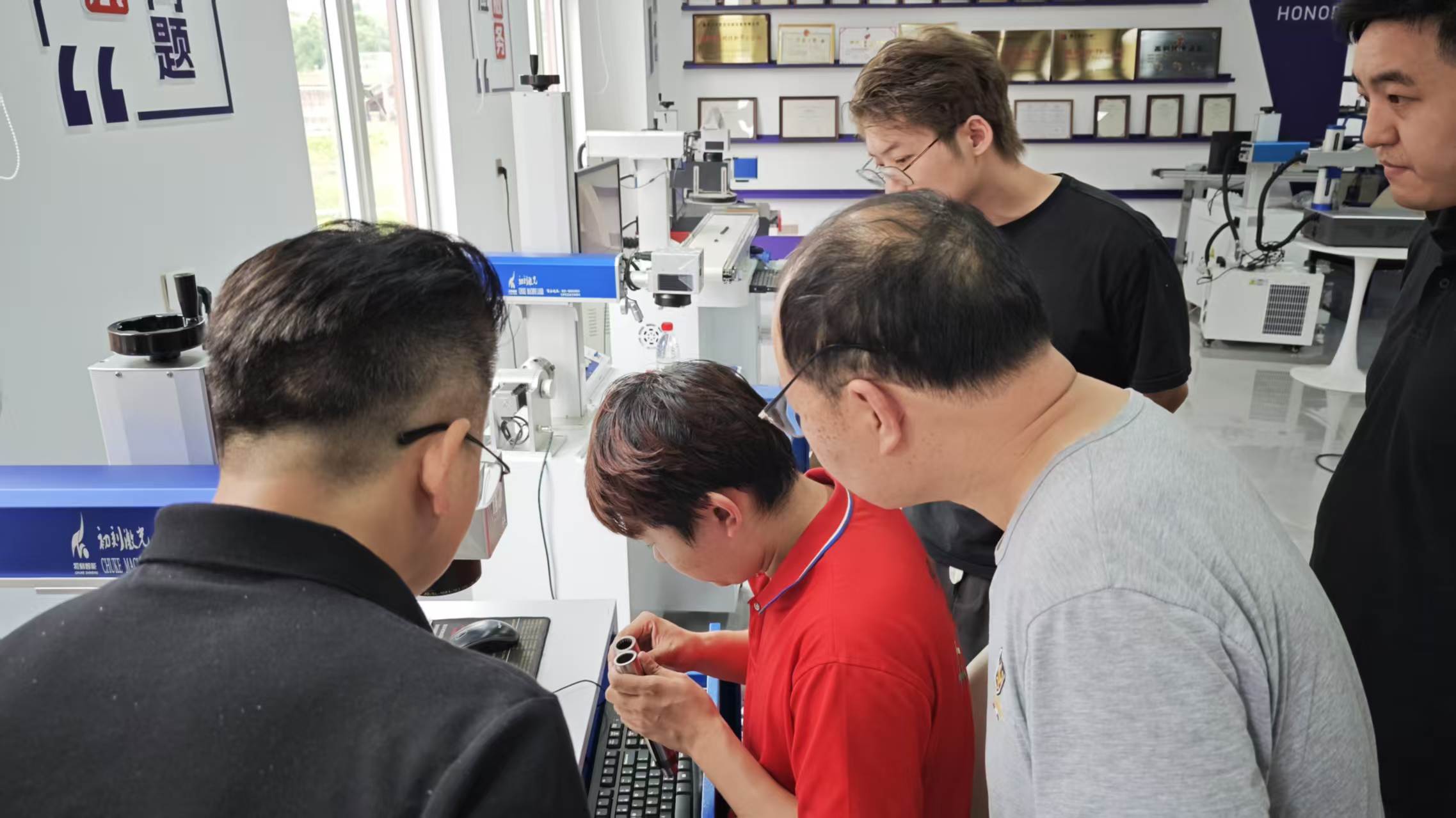 Discussing fiber laser marking parameters for automotive bearing tube serial numbers
