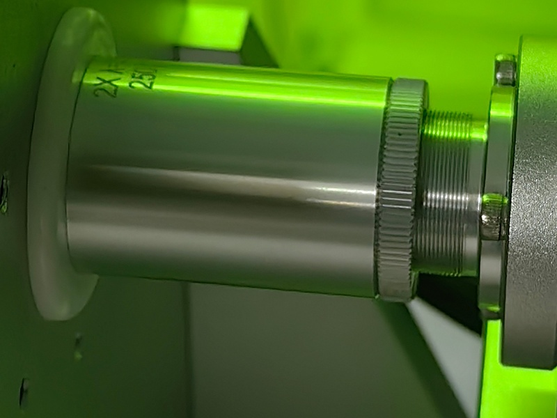 All-metal beam tube